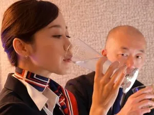 Lắng nghe âm thanh chị gái địt nhau với thằng bạn