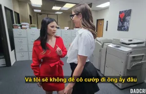 Con trai lười học ở tuổi dậy thì, má chơi lớn thuê hẳn 4 cô gia sư phục vụ